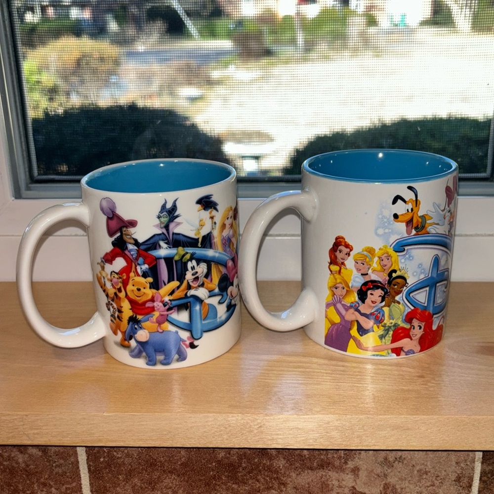 Jerry Leigh Disney Characters Mug Cup set of 2 Mickey Minnie Pluto Goofy Donald